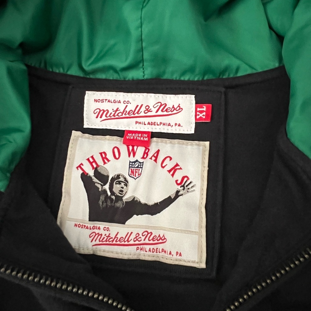 Mitchell & Ness Throwback Green and Black Jacket - Picture 4 of 6